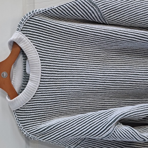 Aerie Soft Chunky Striped Oversized Super Cozy Slouchy Comfy Knit Sweater - Picture 3 of 12